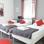 Benic With A Heated Pool Apartament