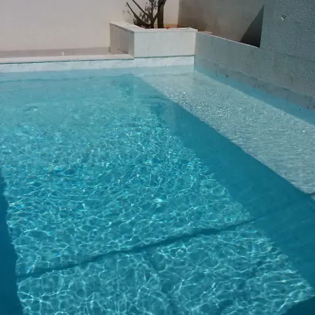 Benic With A Heated Pool Apartamento