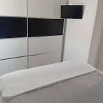 Benic With A Heated Pool Apartment