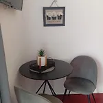 Benic With A Heated Pool Apartment *
