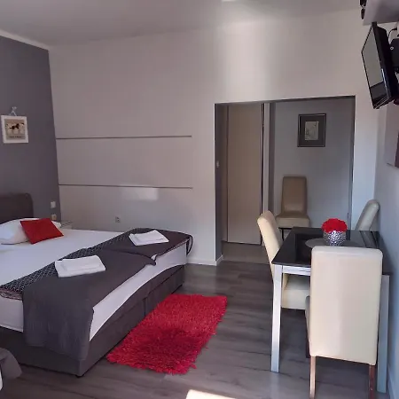 Appartement Benic With A Heated Pool *