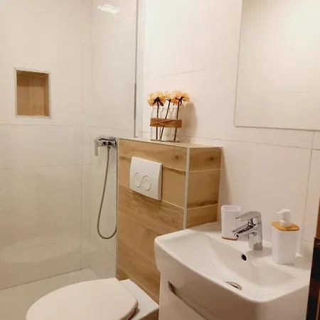 Benic With A Heated Pool *