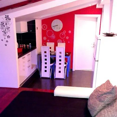 Benic With A Heated Pool * 자다르