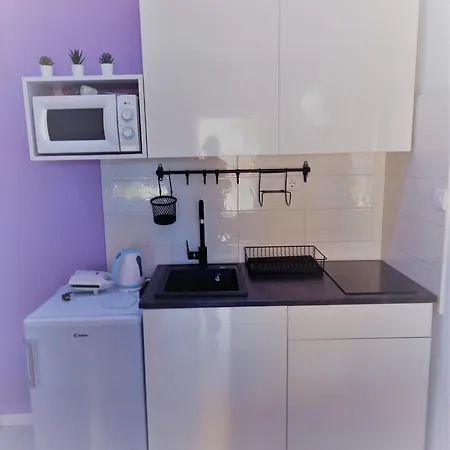 Benic With A Heated Pool * זאדאר