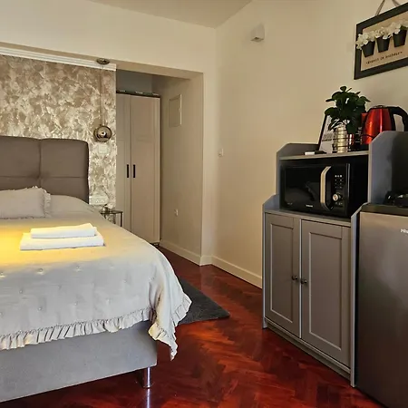 Benic With A Heated Pool *