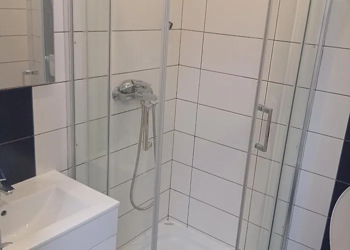 Benic With A Heated Pool * זאדאר