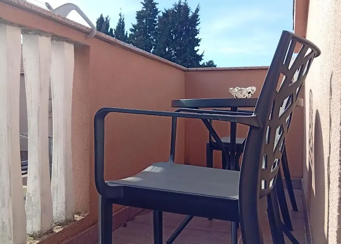 Benic With A Heated Pool זאדאר